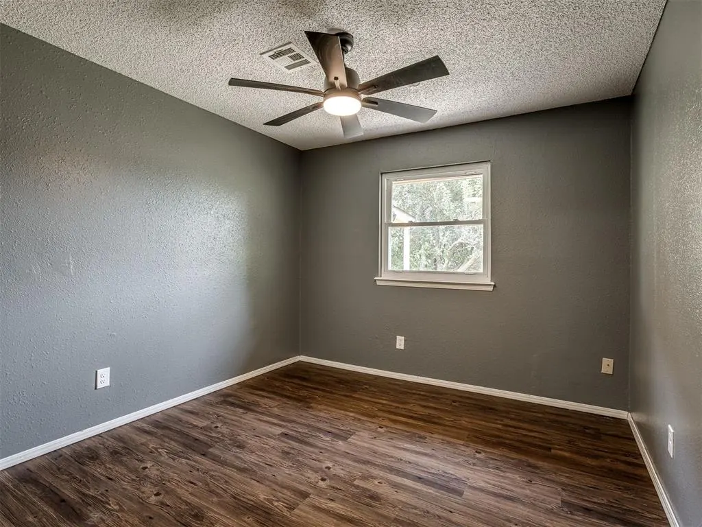 Photo 25 — 3805 Oak Valley Road, Oklahoma City, OK 73135