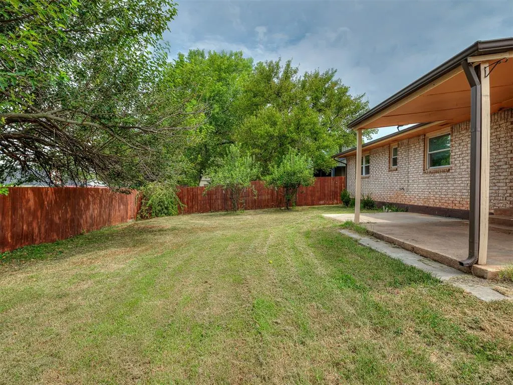Photo 30 — 3805 Oak Valley Road, Oklahoma City, OK 73135
