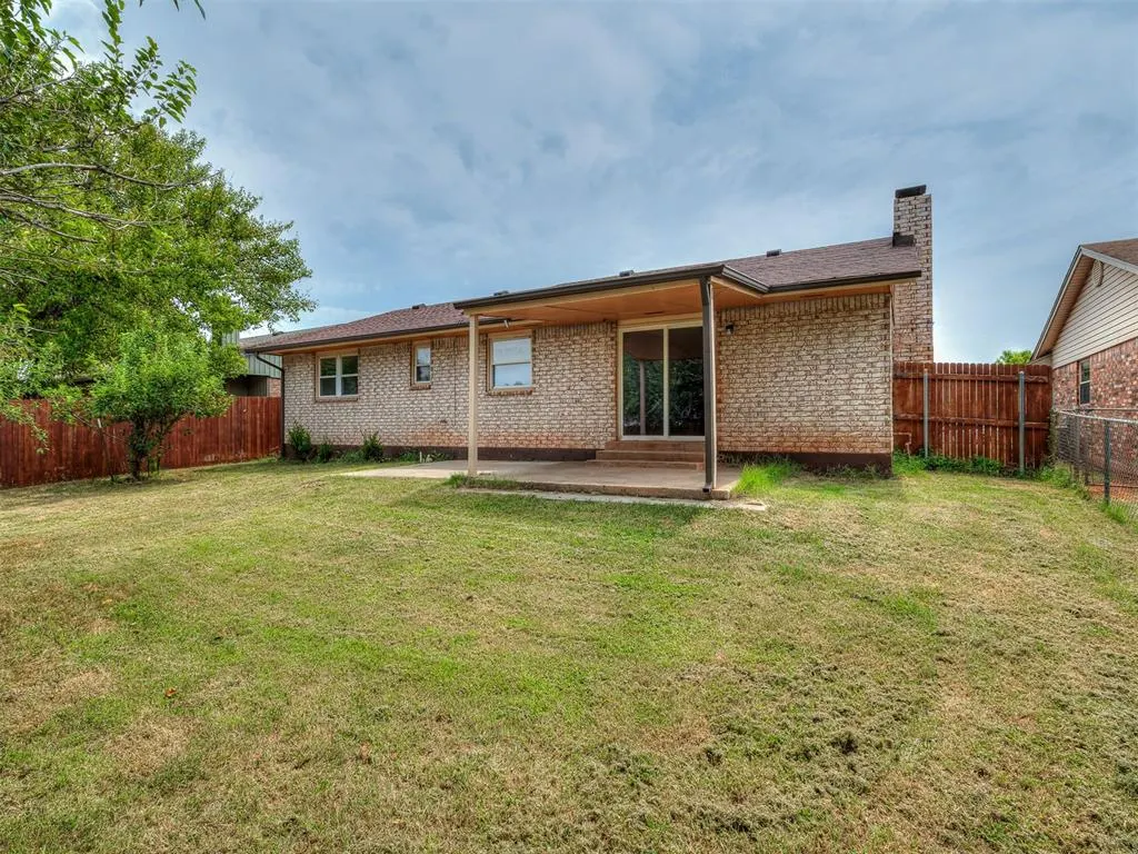 Photo 31 — 3805 Oak Valley Road, Oklahoma City, OK 73135
