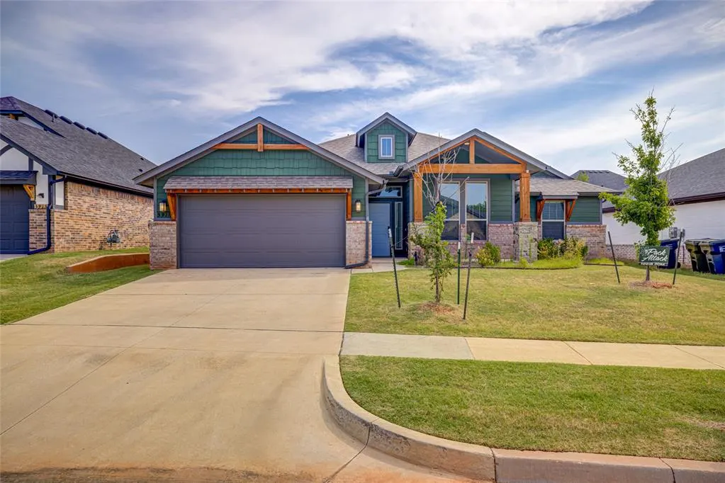 Front exterior — 3911 Black Mesa Road, Norman, OK 73071