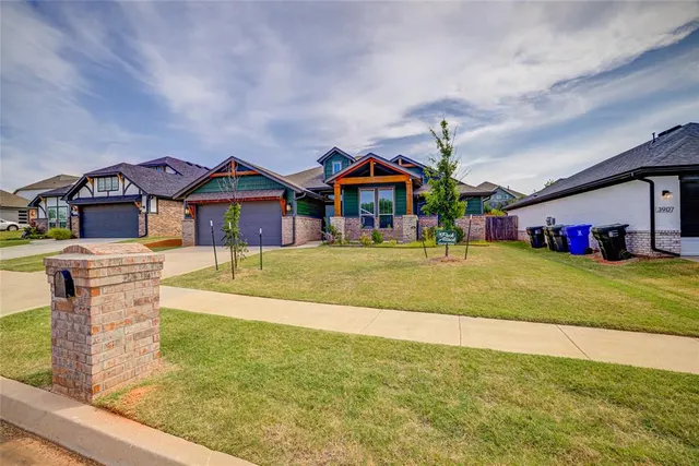 Photo 2 — 3911 Black Mesa Road, Norman, OK 73071