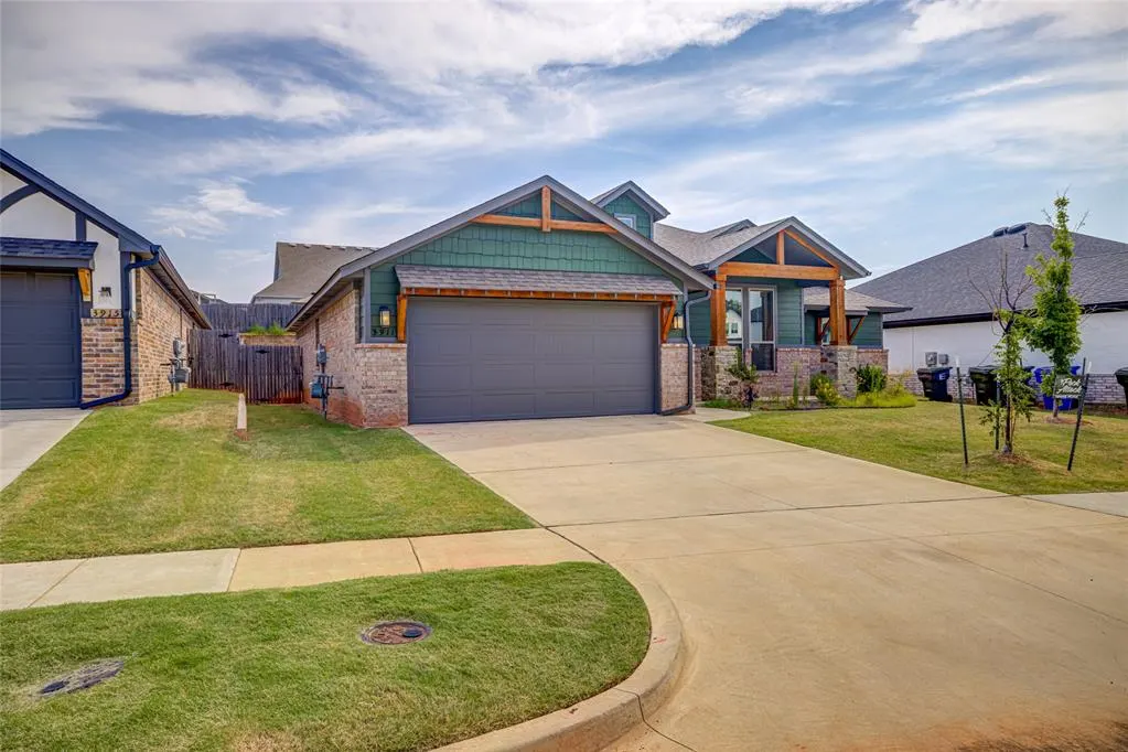 Photo 4 — 3911 Black Mesa Road, Norman, OK 73071
