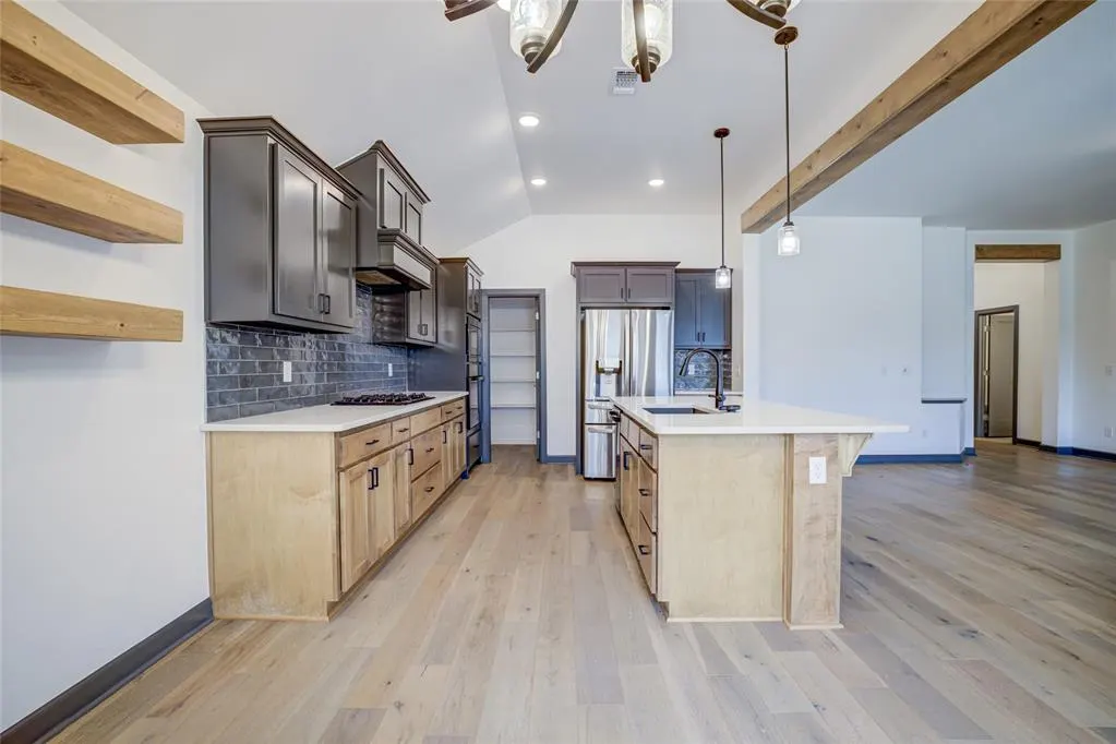 Photo 10 — 3911 Black Mesa Road, Norman, OK 73071