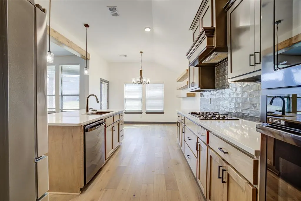 Photo 11 — 3911 Black Mesa Road, Norman, OK 73071