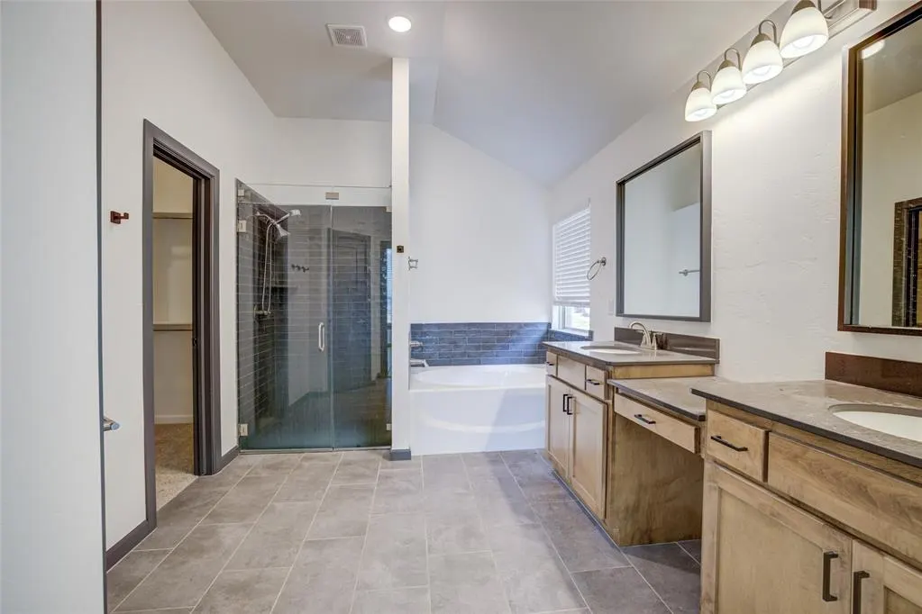 Photo 20 — 3911 Black Mesa Road, Norman, OK 73071