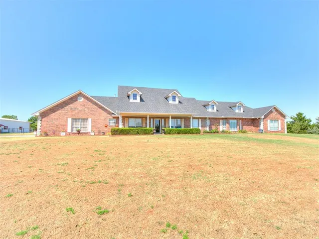 Photo 5 — 5401 Castle Ridge Drive, Mustang, OK 73064