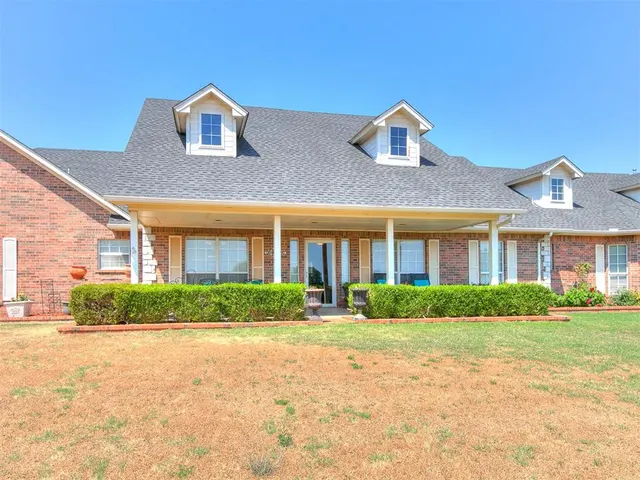Photo 6 — 5401 Castle Ridge Drive, Mustang, OK 73064