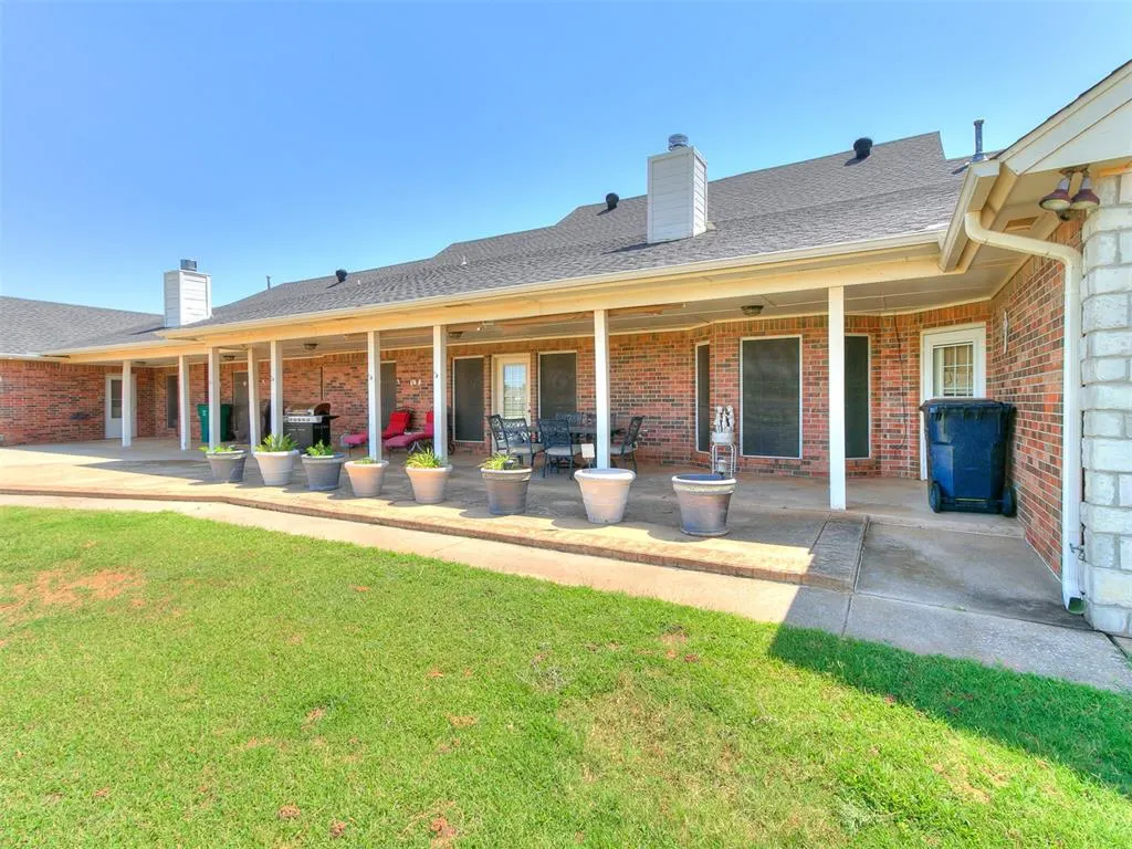 Photo 13 — 5401 Castle Ridge Drive, Mustang, OK 73064
