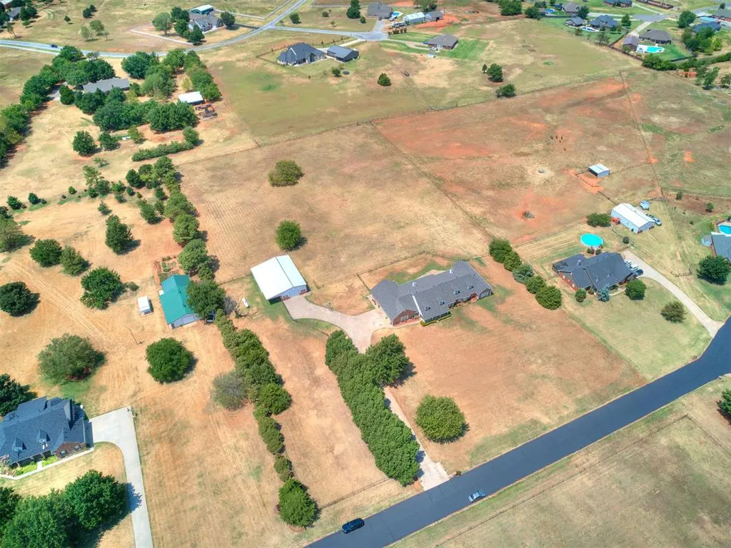 Photo 19 — 5401 Castle Ridge Drive, Mustang, OK 73064