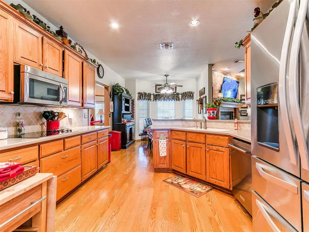 Photo 28 — 5401 Castle Ridge Drive, Mustang, OK 73064