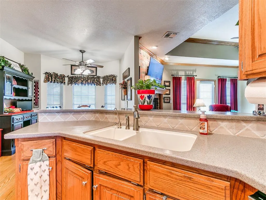 Photo 30 — 5401 Castle Ridge Drive, Mustang, OK 73064
