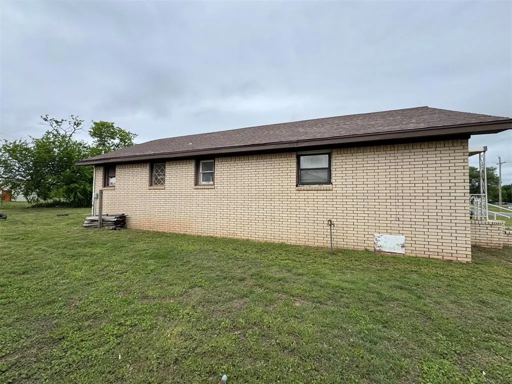 Photo 19 — 120 N Main Street, Verden, OK 73092