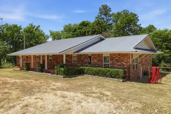 Photo 3 — 16901 240th Street, Washington, OK 73093