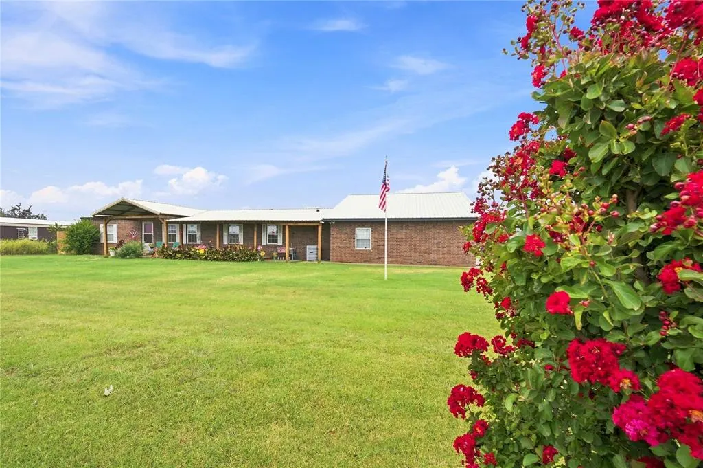 Front exterior — 3780 E Seward Road, Guthrie, OK 73044
