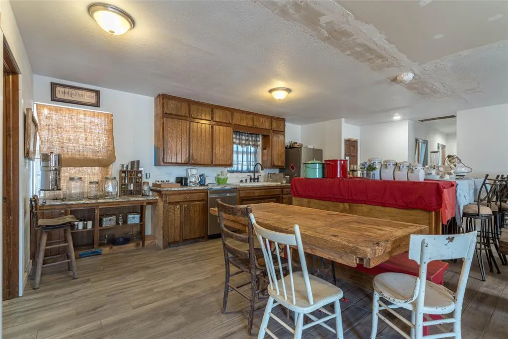 Photo 9 — 903 B Street, Arapaho, OK 73620