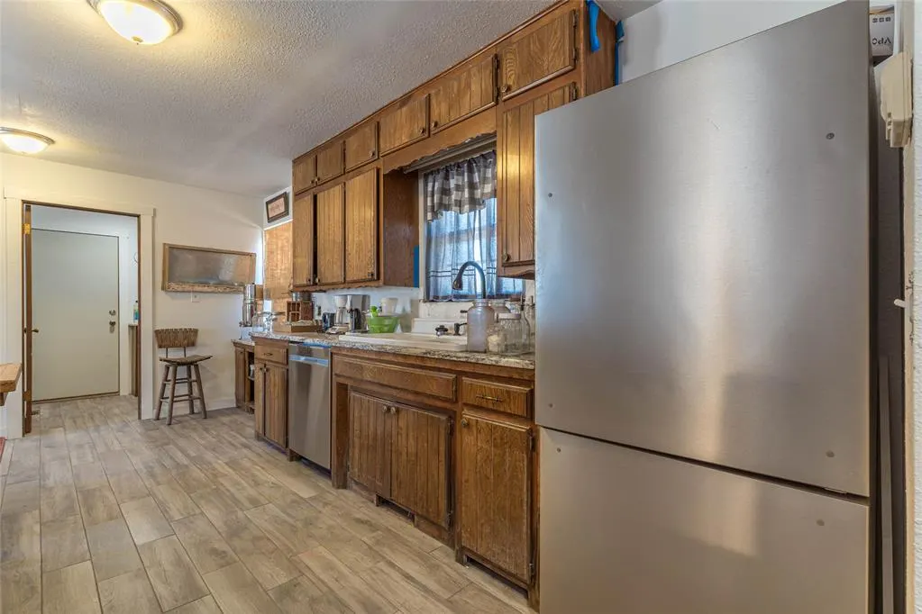 Photo 11 — 903 B Street, Arapaho, OK 73620