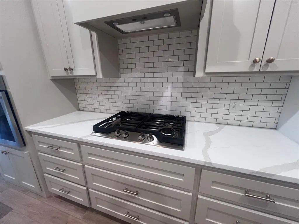 Photo 5 — 208 Outlander Way, Shawnee, OK 74804