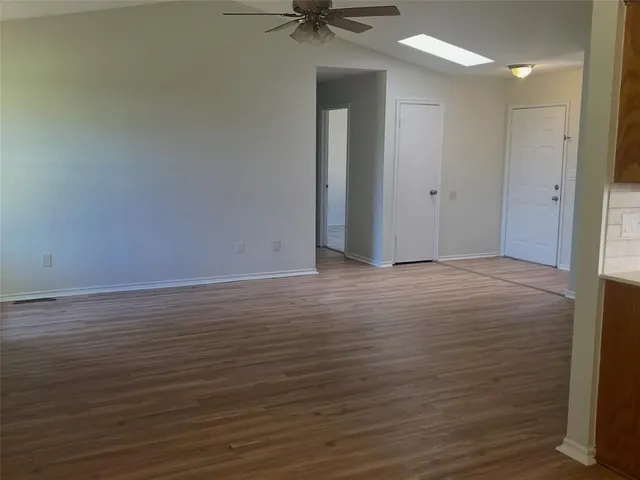 Photo 2 — 2123 Teresa Drive, Norman, OK 73071