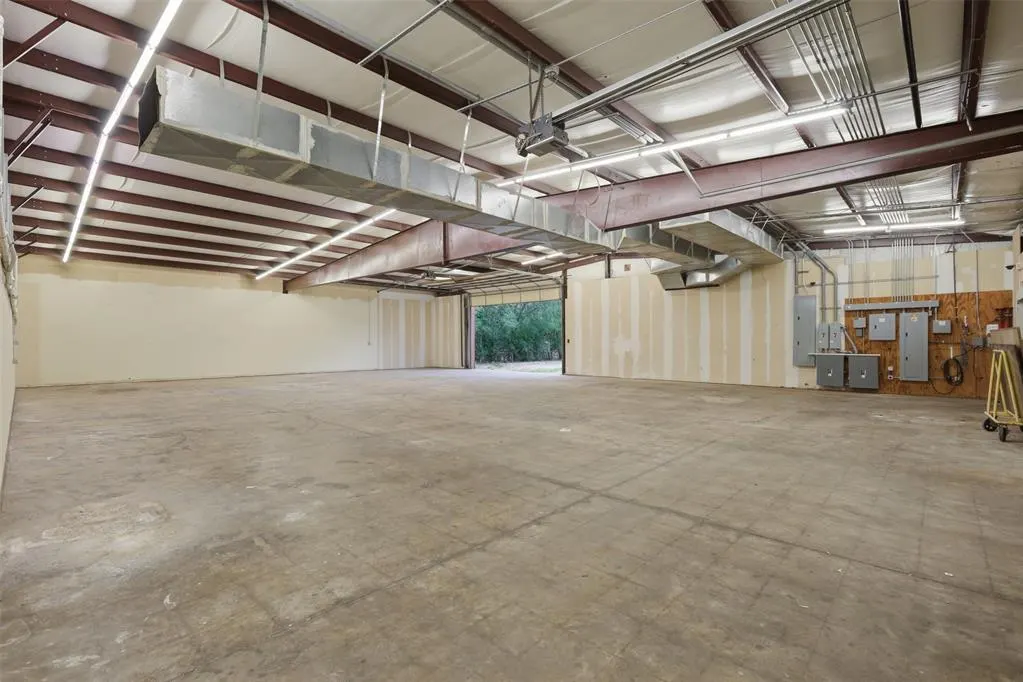 Photo 23 — 7820 NW 39th Expressway, Bethany, OK 73008