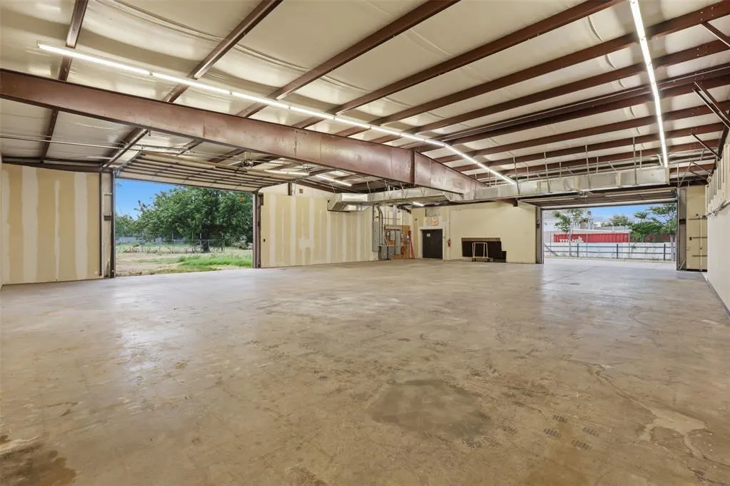 Photo 26 — 7820 NW 39th Expressway, Bethany, OK 73008
