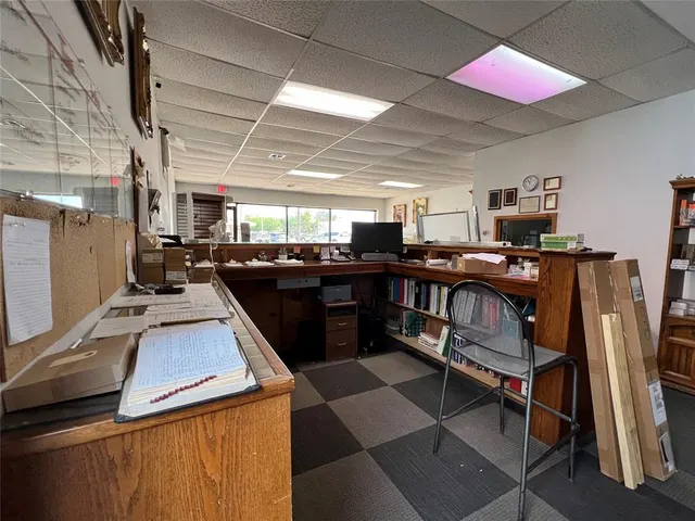 Photo 5 — 212 W Main Street, Anadarko, OK 73005