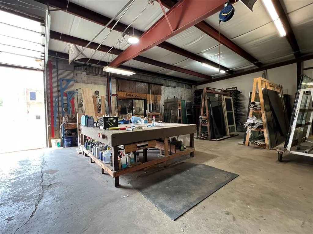 Photo 15 — 212 W Main Street, Anadarko, OK 73005
