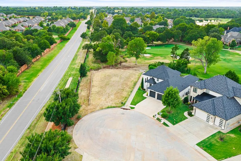 Photo 6 — 465 Saint Claire Drive, Edmond, OK 73025