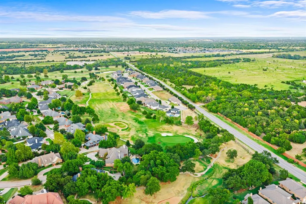 Photo 19 — 465 Saint Claire Drive, Edmond, OK 73025