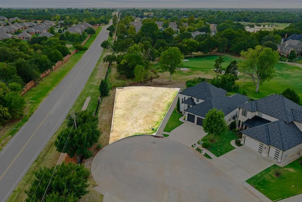 Photo 22 — 465 Saint Claire Drive, Edmond, OK 73025