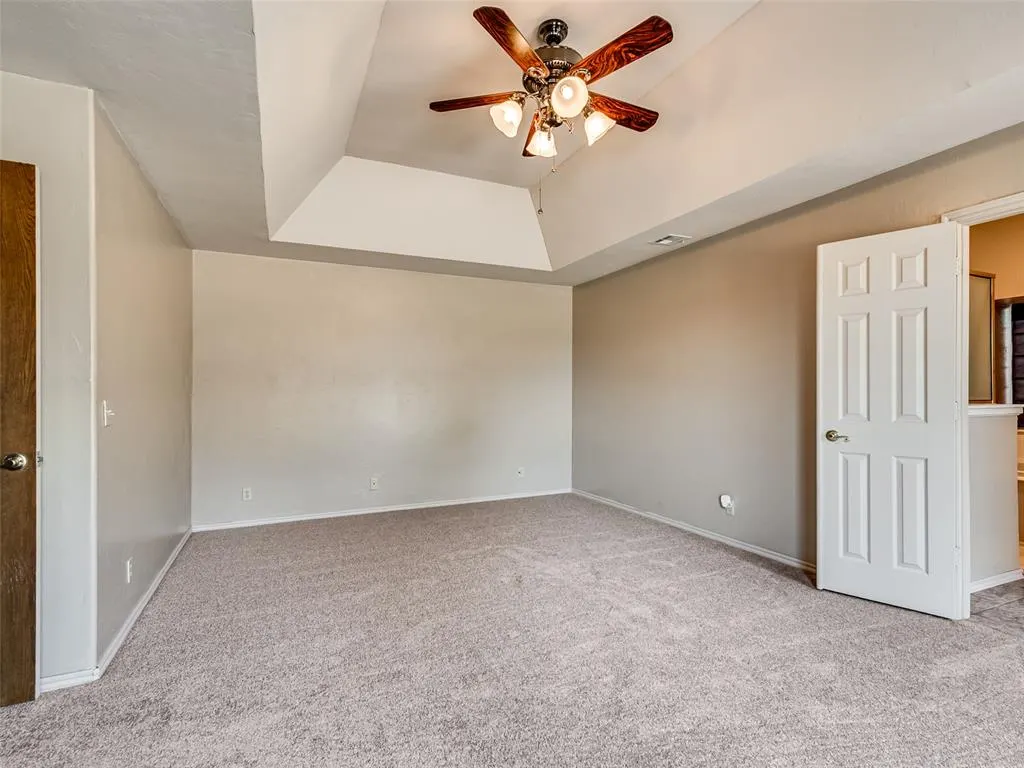 Photo 32 — 1423 E Twin Brook Terrace, Mustang, OK 73064