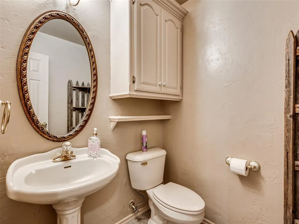 Photo 41 — 1423 E Twin Brook Terrace, Mustang, OK 73064