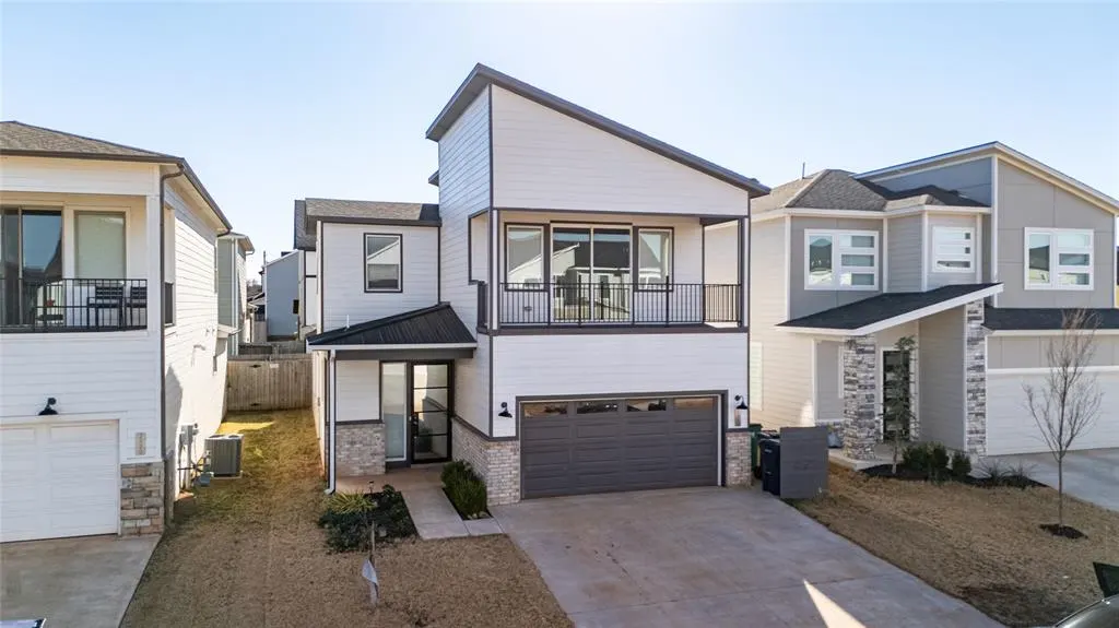 Photo 3 — 2524 NW 130th Street, Oklahoma City, OK 73120