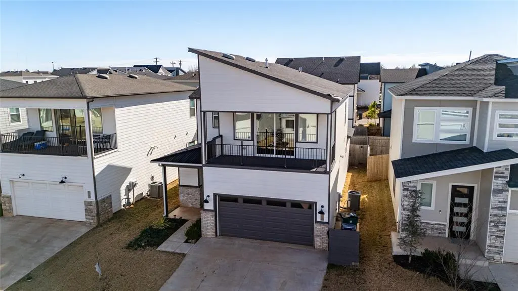 Photo 5 — 2524 NW 130th Street, Oklahoma City, OK 73120