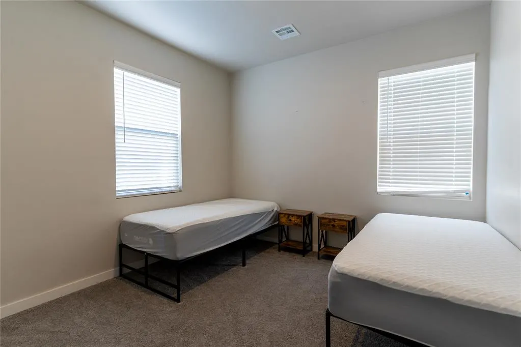 Photo 33 — 2524 NW 130th Street, Oklahoma City, OK 73120