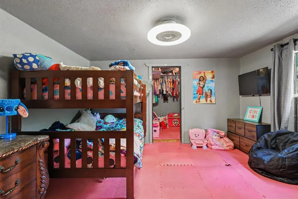 Photo 6 — 909 E Park Street, Tecumseh, OK 74873