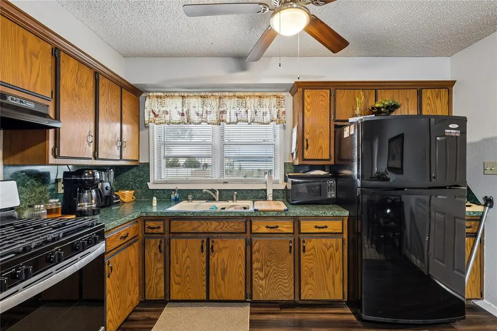 Photo 10 — 1013 Stansell Drive, Oklahoma City, OK 73110