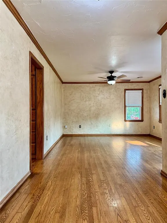 Photo 10 — 2128 Carlisle Road, Oklahoma City, OK 73120