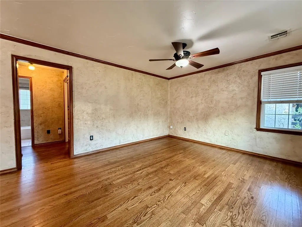 Photo 11 — 2128 Carlisle Road, Oklahoma City, OK 73120