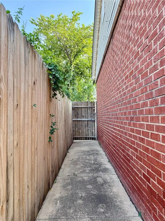 Photo 23 — 2128 Carlisle Road, Oklahoma City, OK 73120