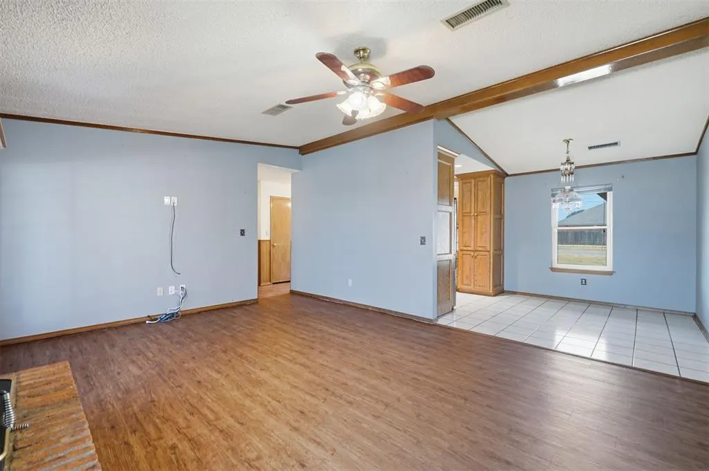 Photo 9 — 3300 N Park Lane, Altus, OK 73521