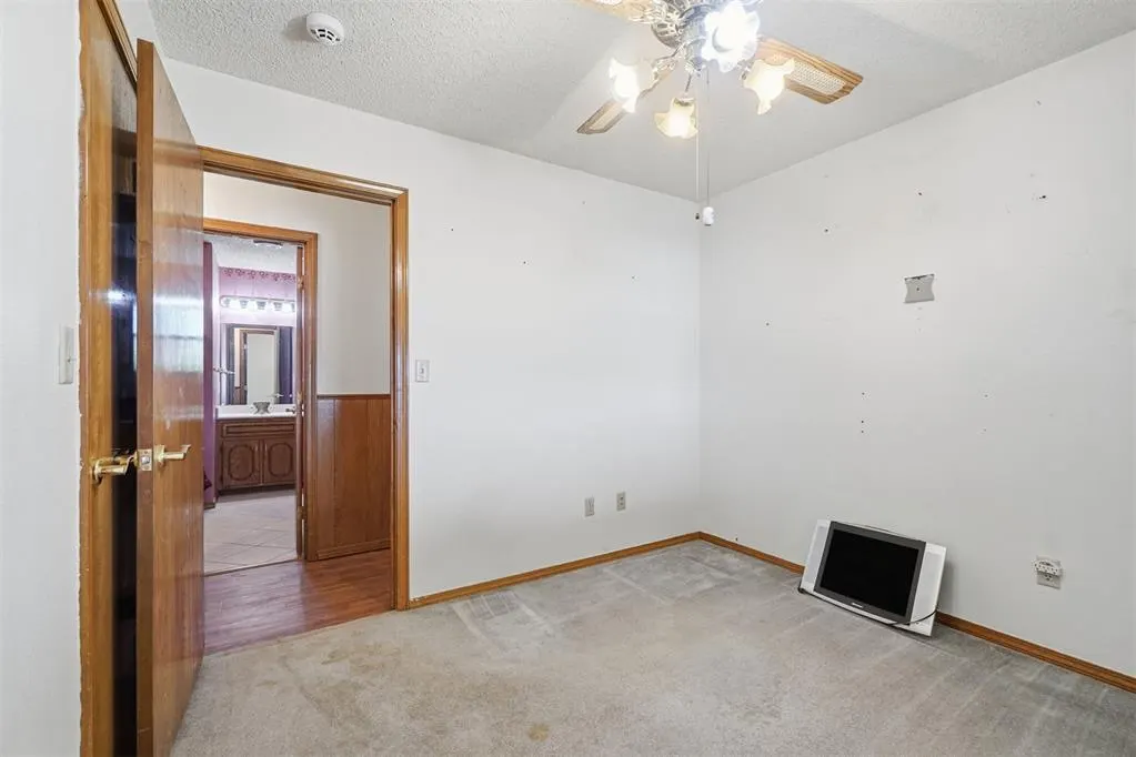 Photo 30 — 3300 N Park Lane, Altus, OK 73521