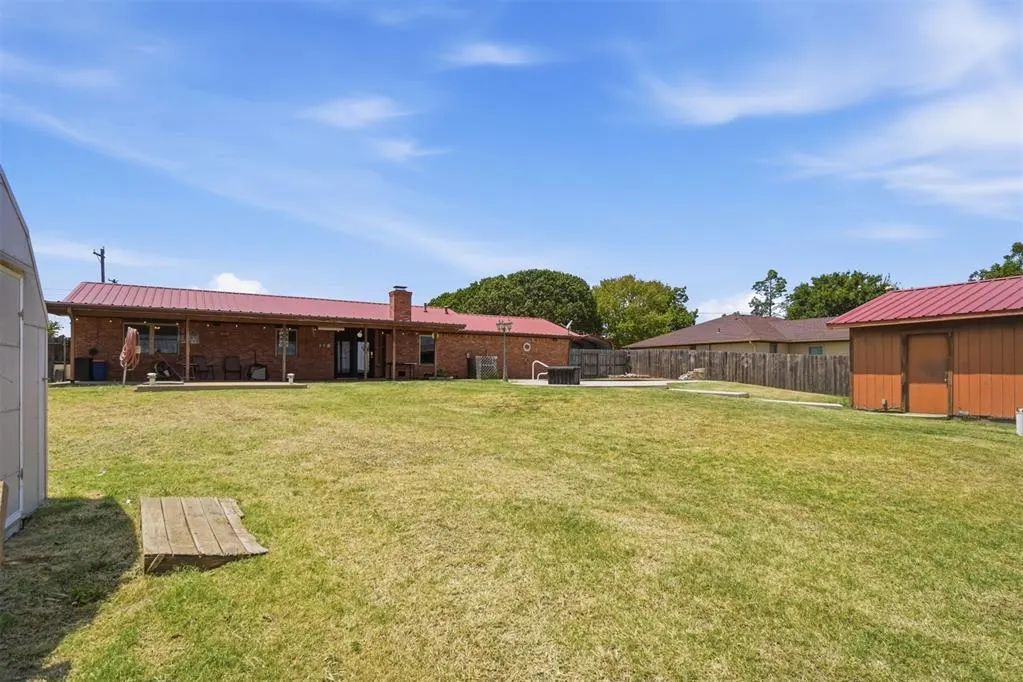 Photo 40 — 3300 N Park Lane, Altus, OK 73521