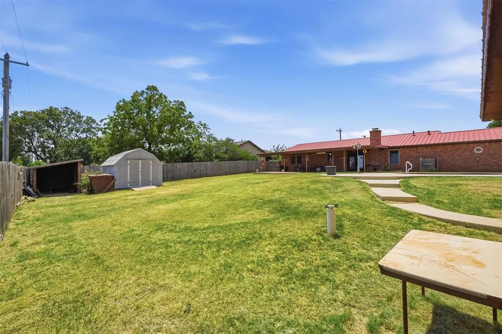 Photo 43 — 3300 N Park Lane, Altus, OK 73521
