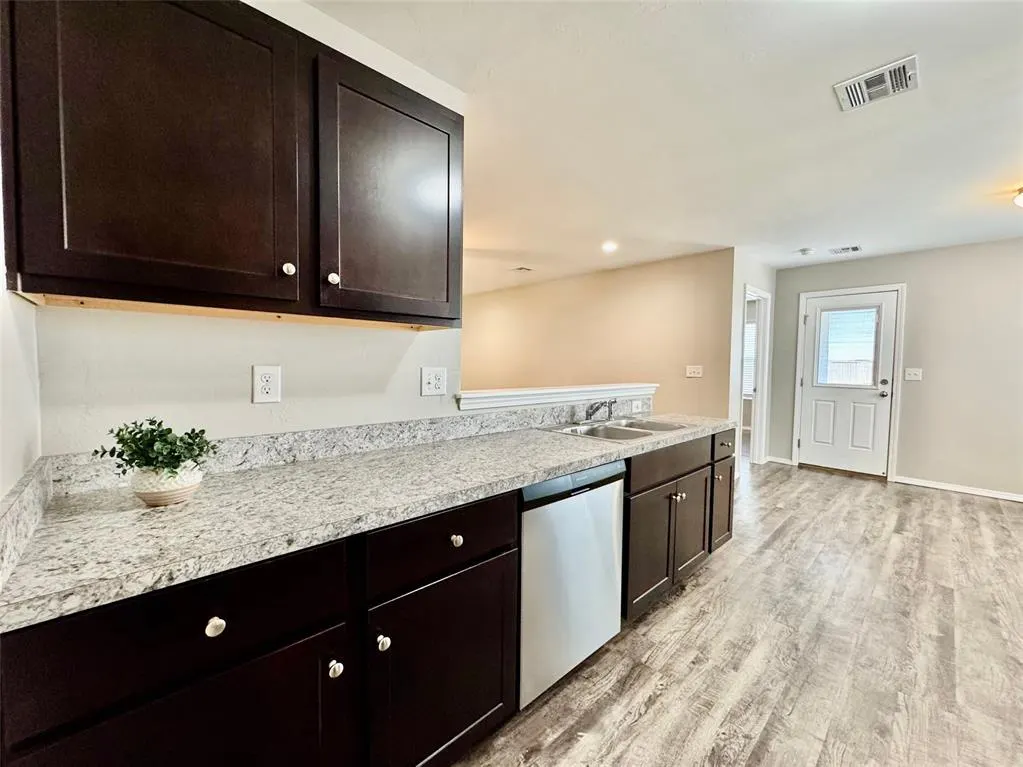 Photo 15 — 12113 Jude Way, Yukon, OK 73099