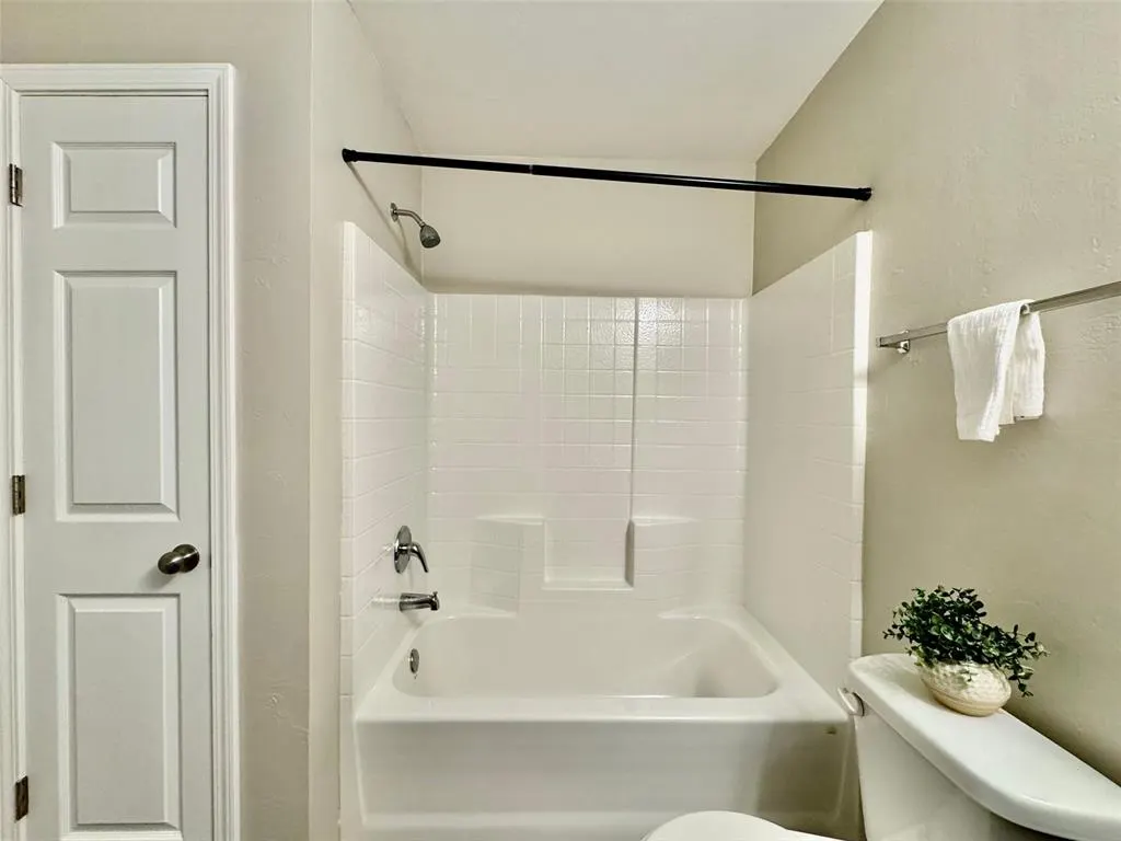 Photo 33 — 12113 Jude Way, Yukon, OK 73099