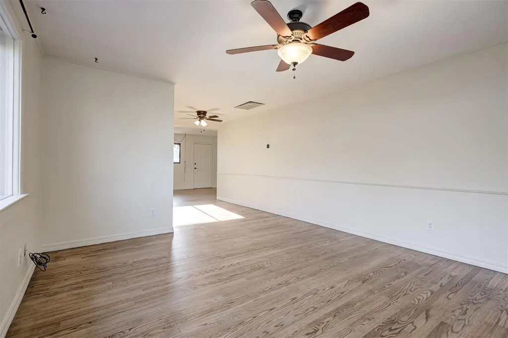 Photo 7 — 5117 N Miller Avenue, Oklahoma City, OK 73112