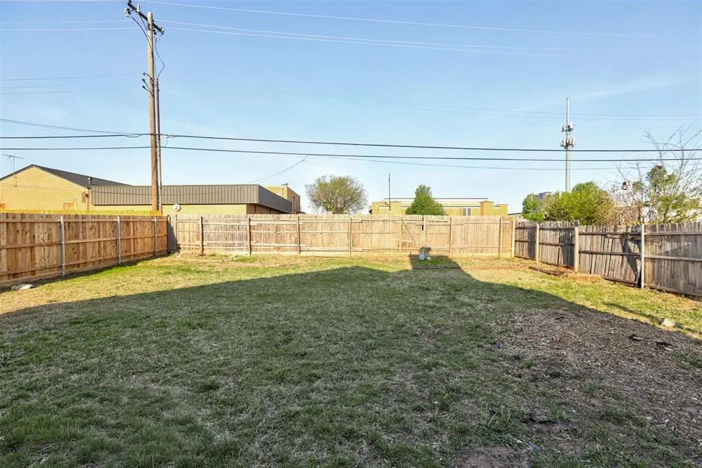 Photo 23 — 5117 N Miller Avenue, Oklahoma City, OK 73112