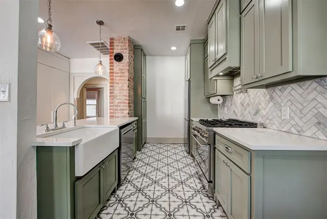 Photo 2 — 1412 NW 21st Street, Oklahoma City, OK 73106