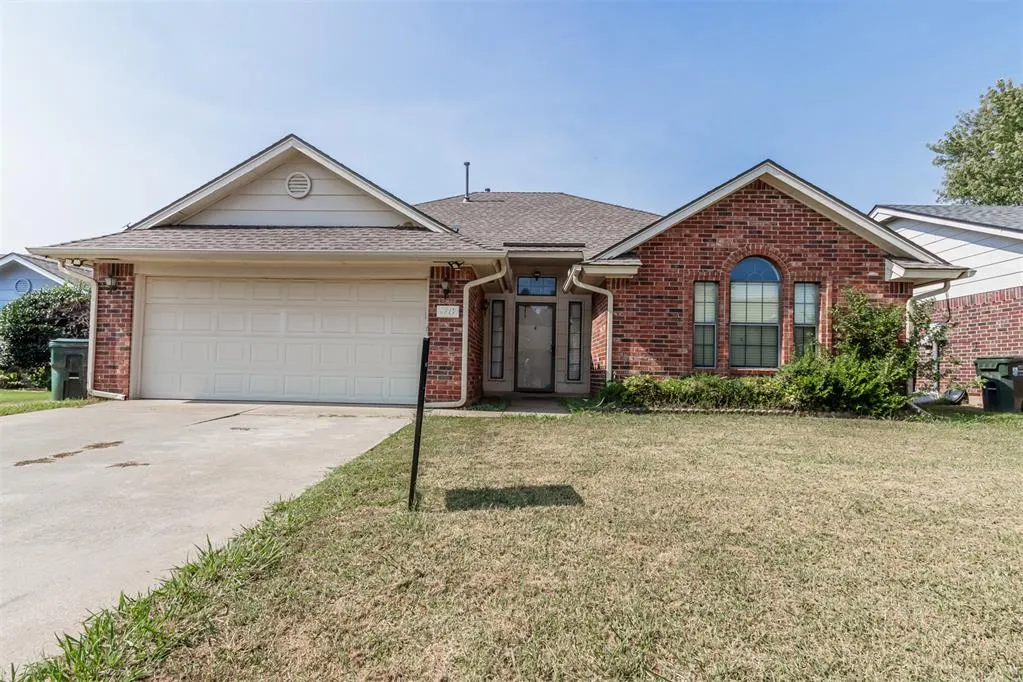 Front exterior — 1717 NW Jackson Drive, Norman, OK 73071