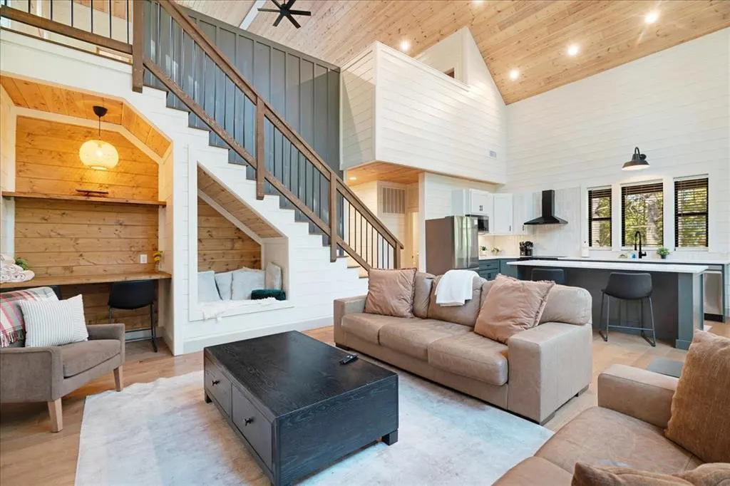 Photo 15 — 71 Secluded Acres Court, Broken Bow, OK 74728